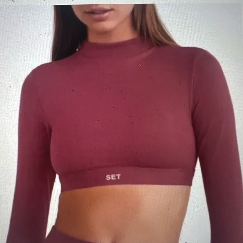 SET ACTIVE Maroon Canyon long sleeve TOP